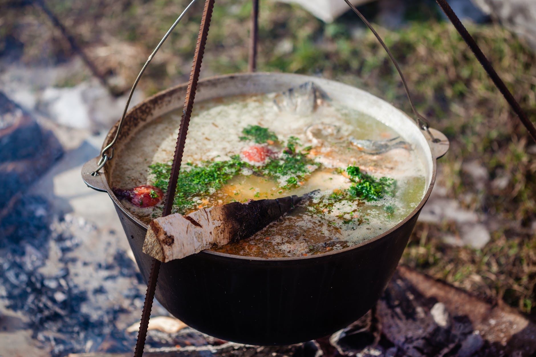 Het verschil tussen Bottenbouillon (Bone Broth) en Collageen hydrolysaat