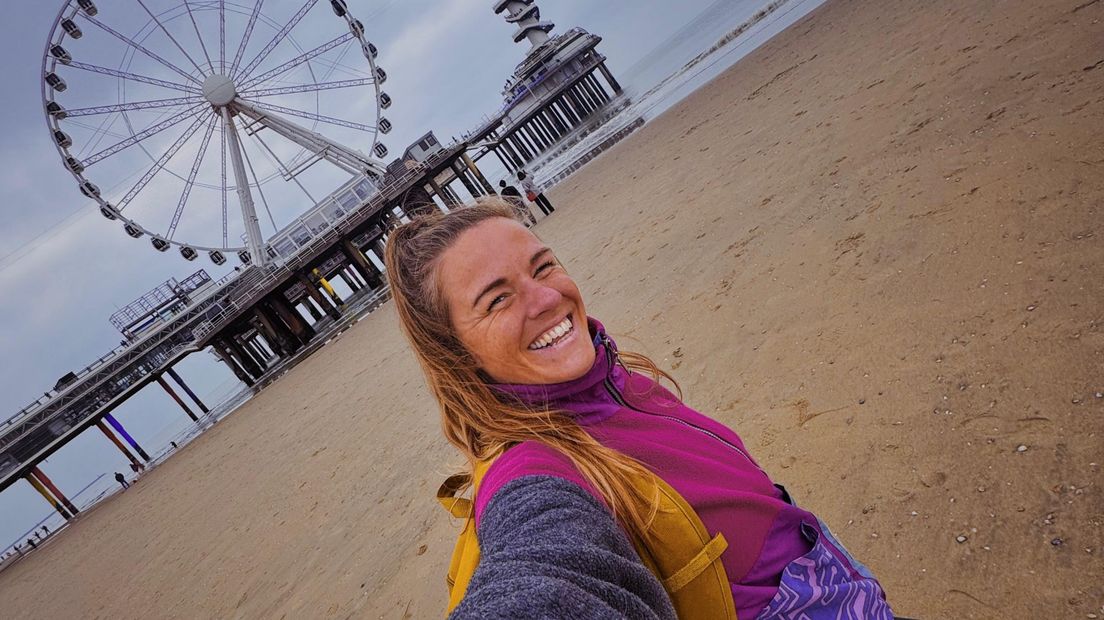 Grace, Walking Influencer